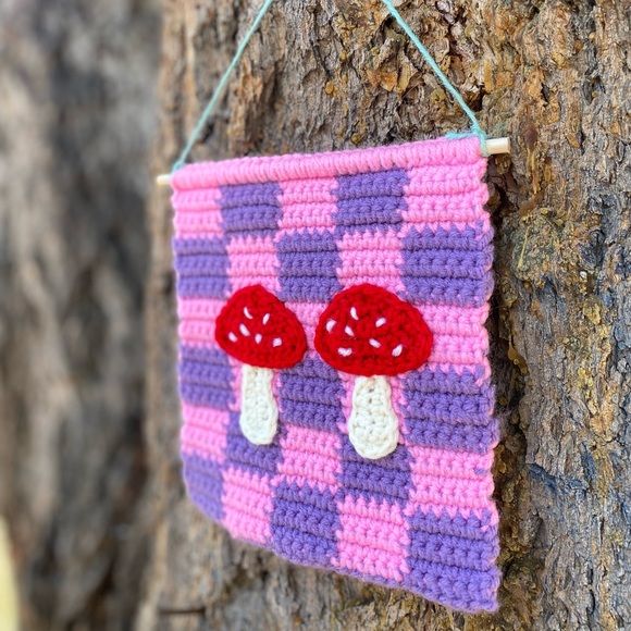 Mushroom wall hanging - Picture 10 of 10